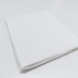 Kopio tuotteesta SQUARED tyynyliina