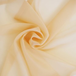 Mahedat koralli tooni tüllkardin.