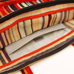 Kantolaukku VIENA, raidallinen, vetoketjullinen